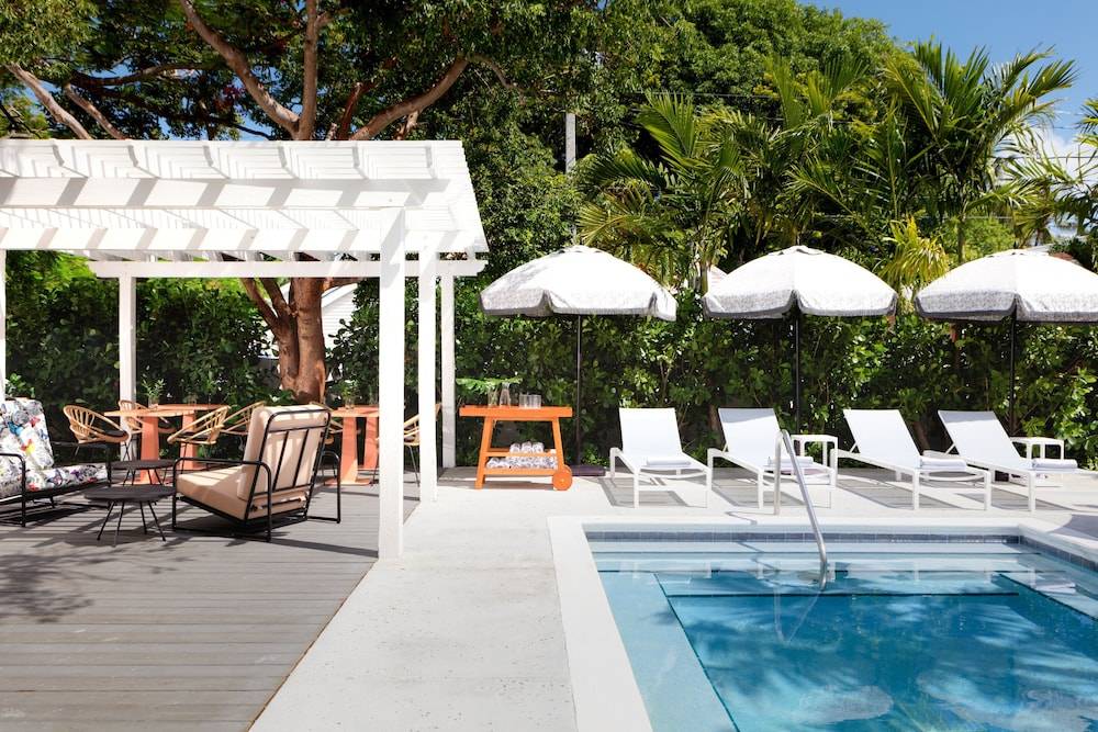Ella's Cottages - Key West Historic Inns 1