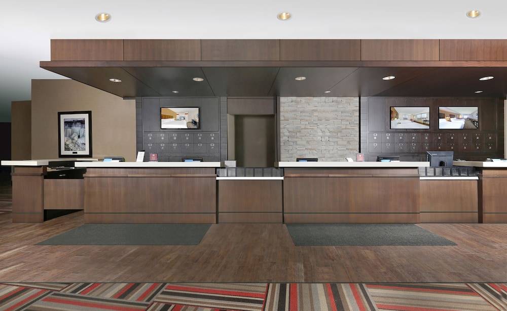 Wyndham Grand Fallsview Hotel 2