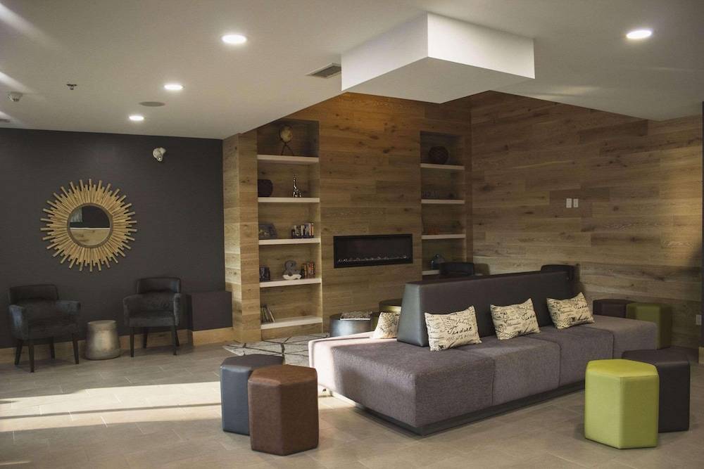 Country Inn & Suites by Radisson, Niagara Falls, ON 2