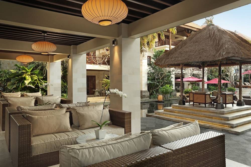 Puri Santrian Beach Resort And Spa 2