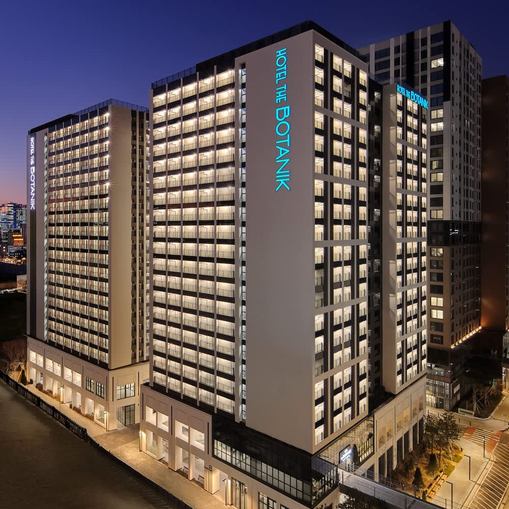 Hotel The Botanik Sewoon Myeongdong 1