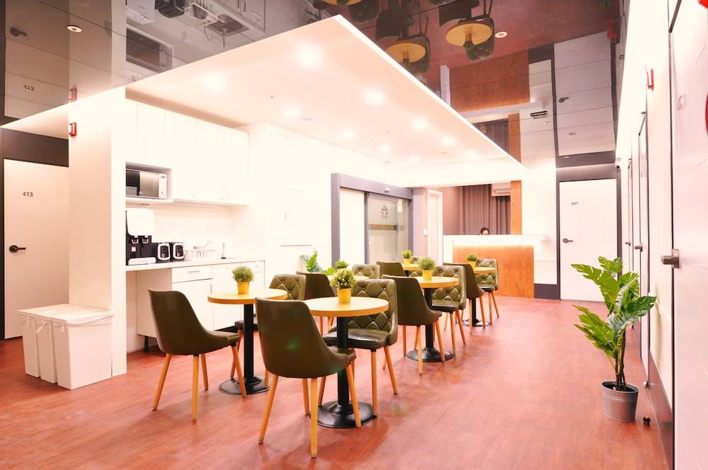 OYO Hostel Myeongdong 3 2