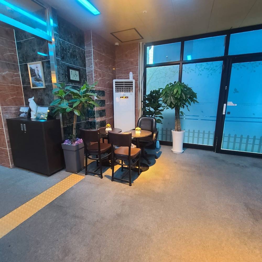 MG Hotel 2