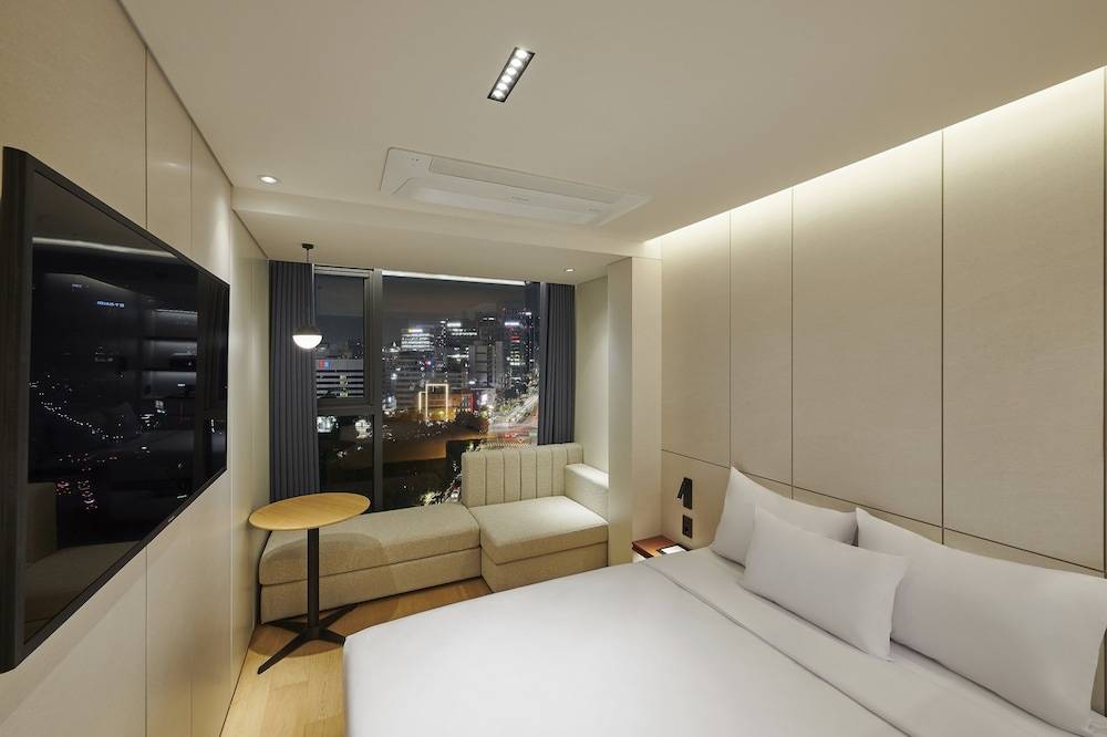 N285Hotel 1