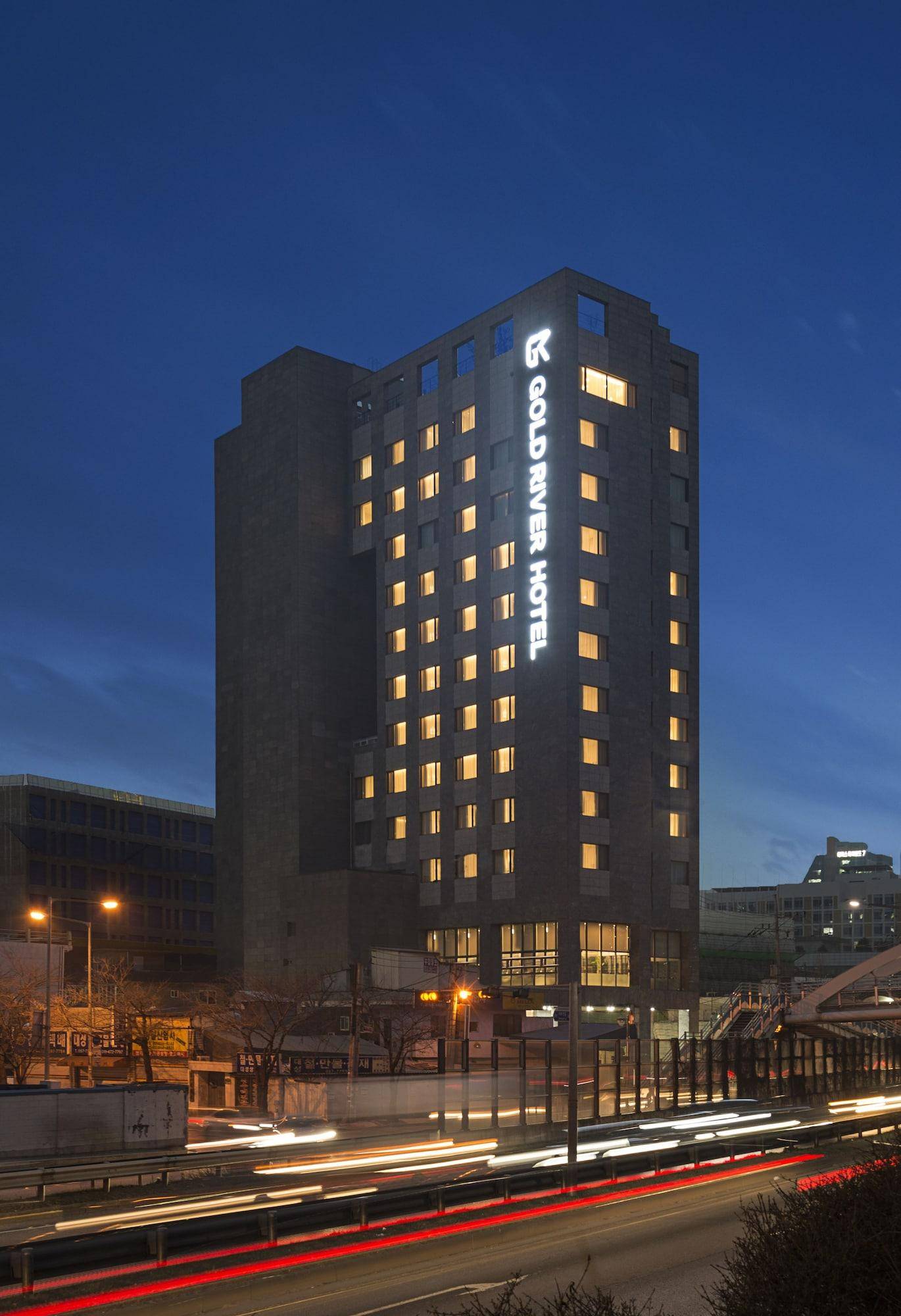 Gold River Hotel 2