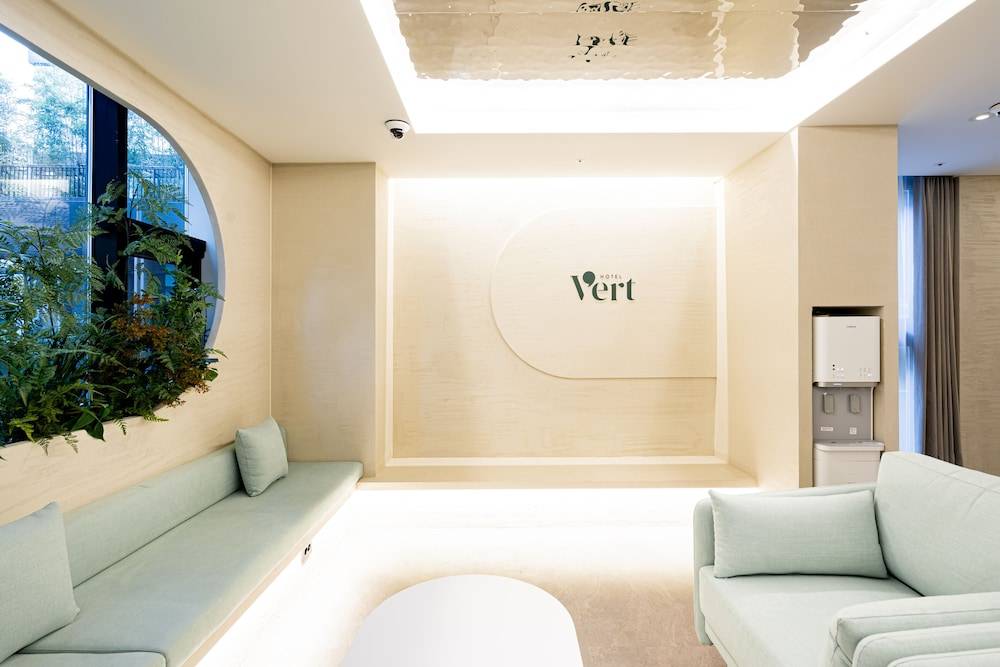 Hotel Vert 2
