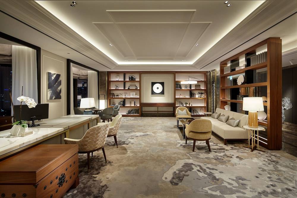 THE GRAND LOTTE SEOUL - Formerly known as Lotte Hotel Seoul 2