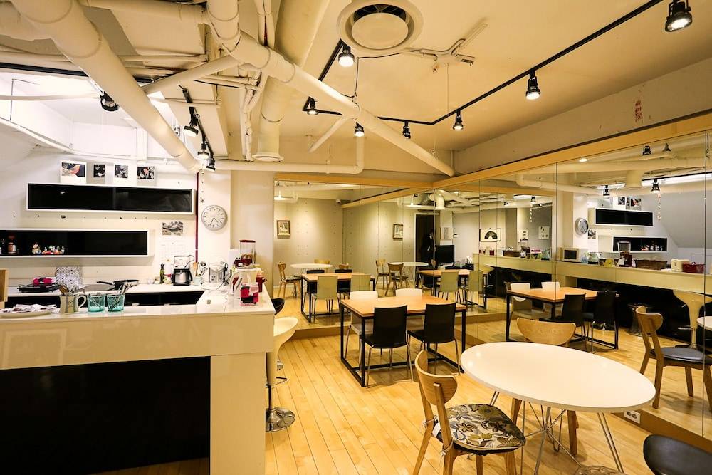 Mama Guesthouse Myeongdong 1