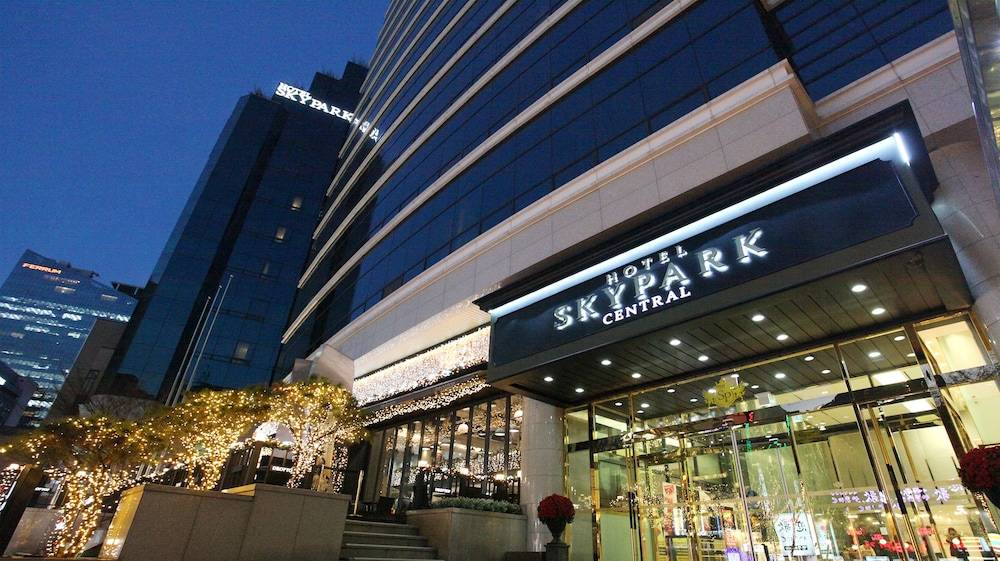 Hotel Skypark Central Myeongdong 1