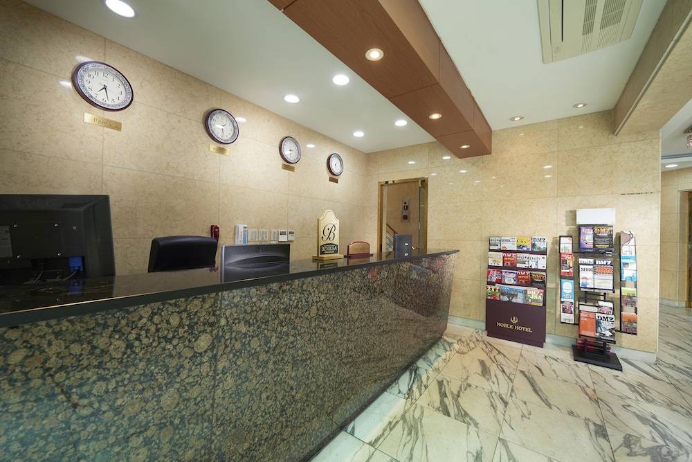 Noble Hotel 2
