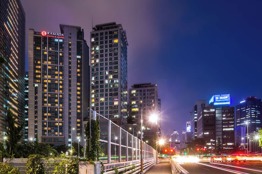 Ramada Hotel and Suites Seoul Namdaemun 1