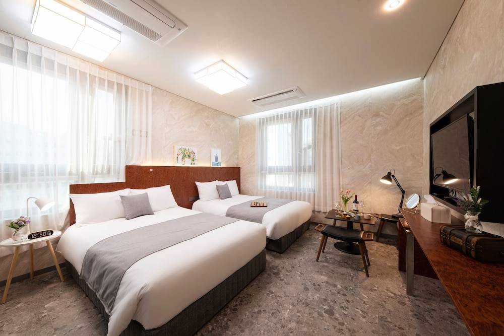 Hotel DM 1