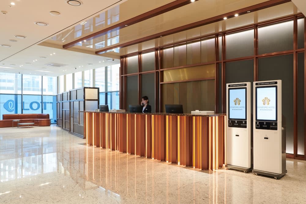Stanford Hotel Myeongdong 2