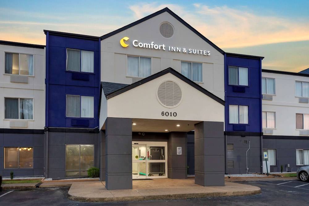 Comfort Inn & Suites Memphis East 1
