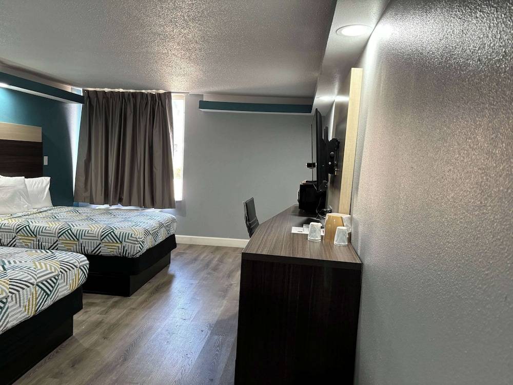 Studio 6 Suites Memphis, TN East Memphis 1