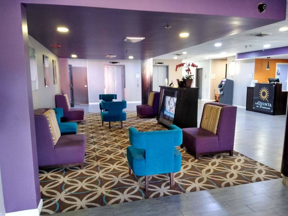 La Quinta by Wyndham Memphis Airport Graceland 2