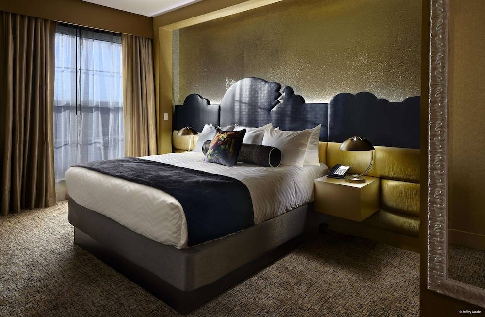 The Guest House at Graceland 1