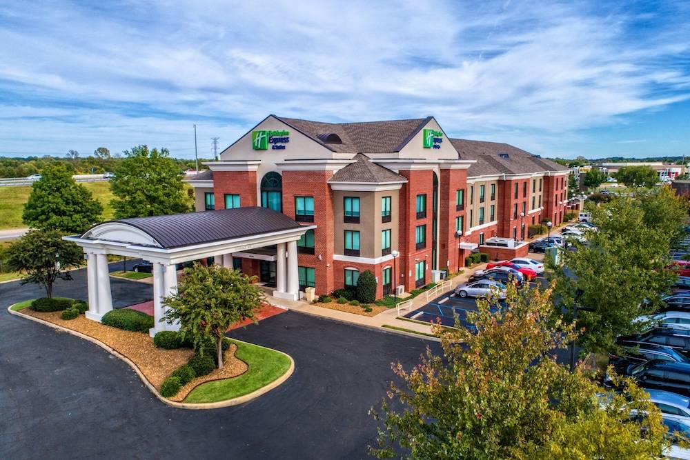 Holiday Inn Express & Suites MEMPHIS SOUTHWIND by IHG 1