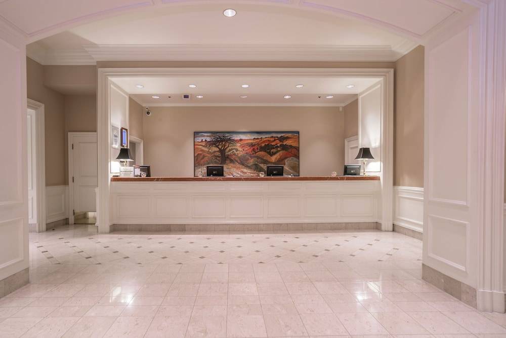 The Sutton Place Hotel Vancouver 2
