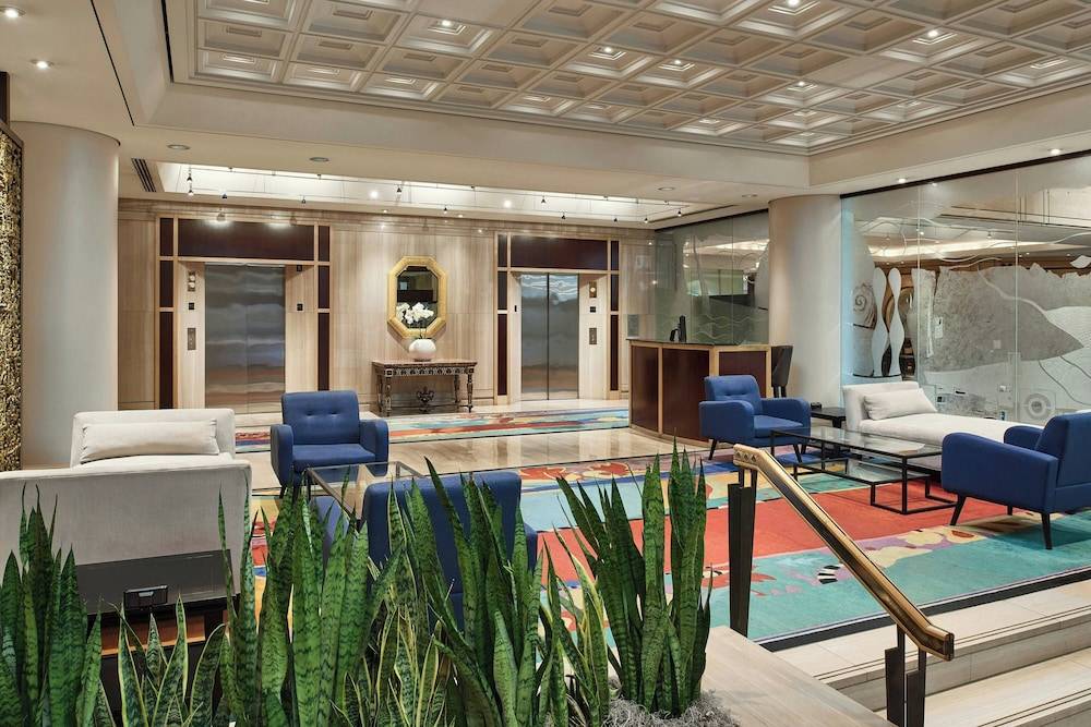 Metropolitan Hotel Vancouver by Marriott 2