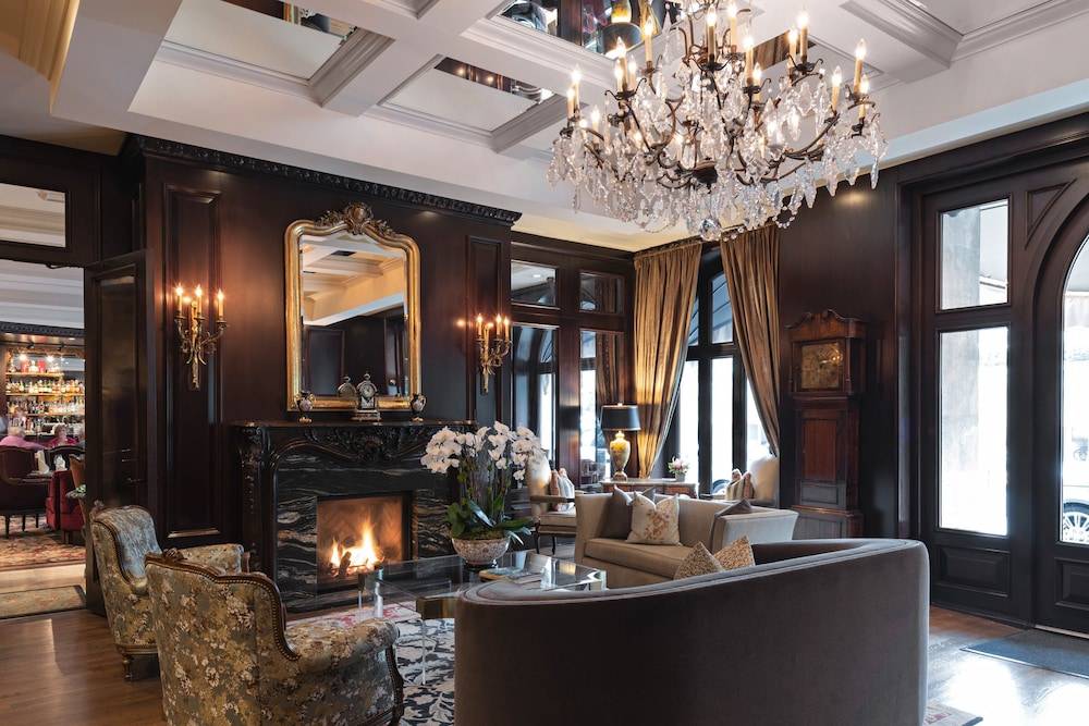 Wedgewood Hotel & Spa - Relais & Chateaux 1