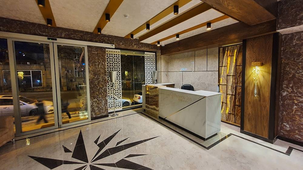 Parkway Inn Hotel & Spa 2