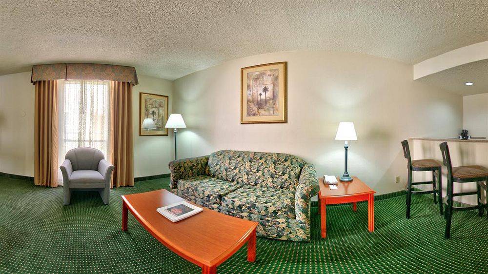 Barcelona Suites 1