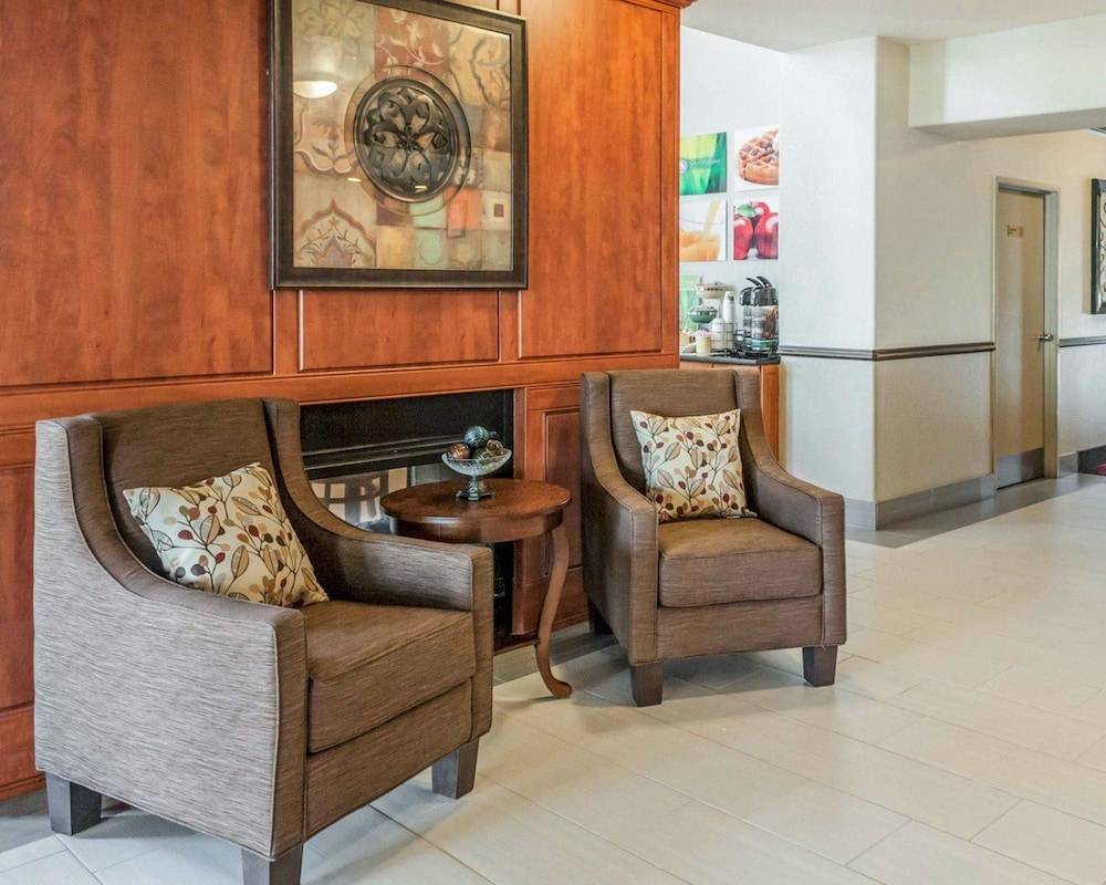 Quality Inn & Suites Albuquerque West 2