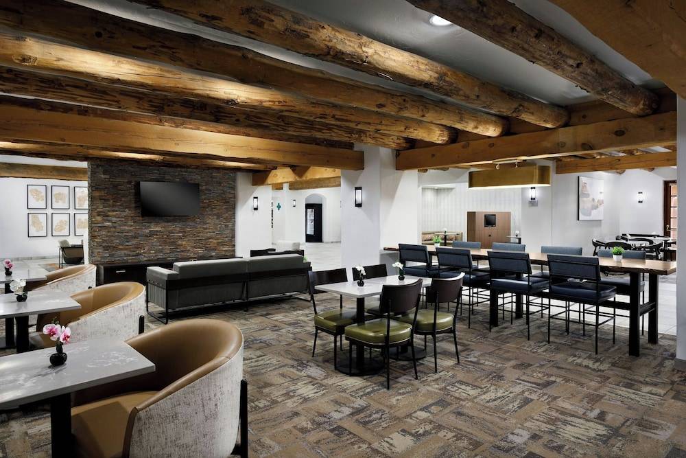 Courtyard by Marriott Albuquerque 2