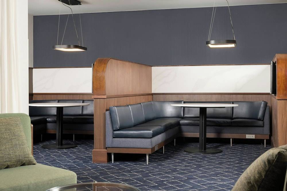 Courtyard by Marriott Albuquerque Airport 2