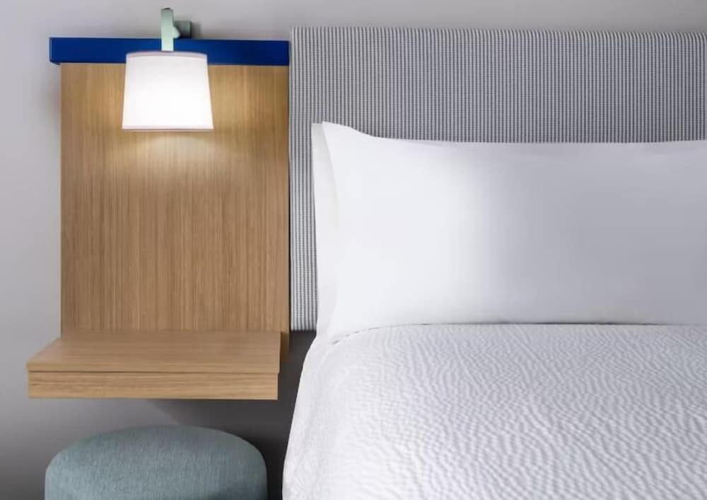Garner Hotel Albuquerque Airport by IHG 2