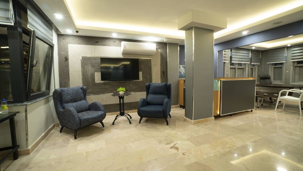 OPERA SUITES Apart Hotel 2