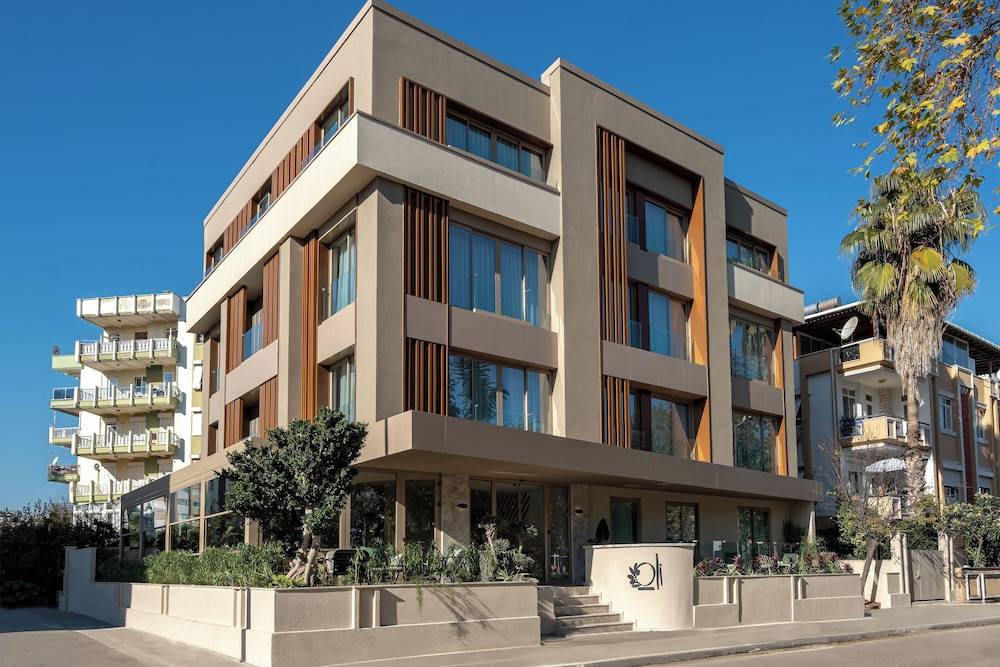 Oli Hotel and Suites 1
