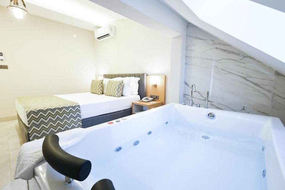 Livia Residence 1