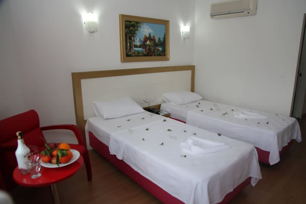 Kristal Beach Hotel 1