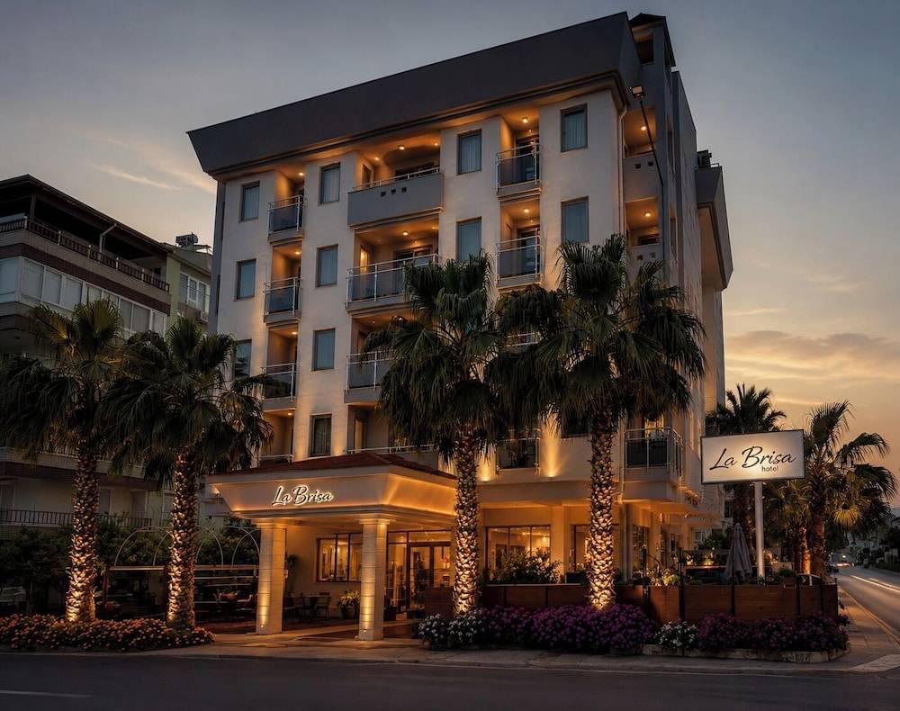 La Brisa Hotel 1