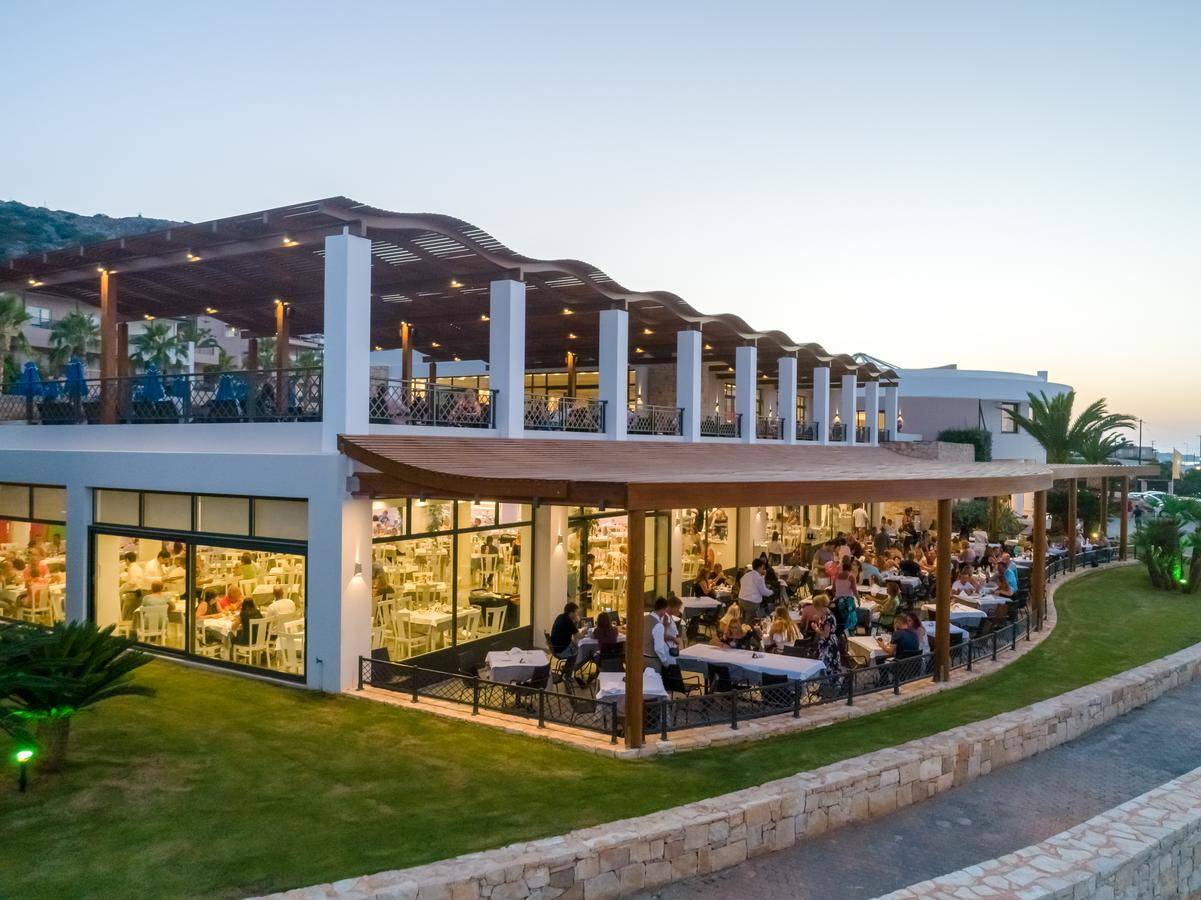 Grand Hotel Holiday Resort 1