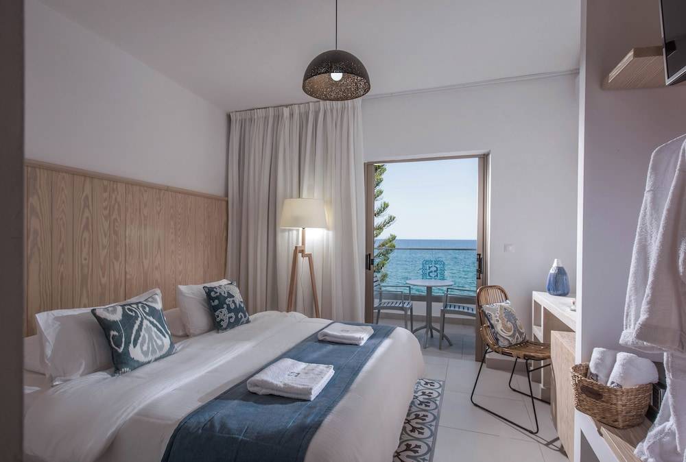 Serenity Spritz Boutique Hotel - Adults Only 1