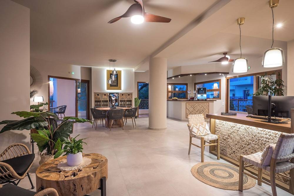 Cretan Seaside Boutique Hotel 2