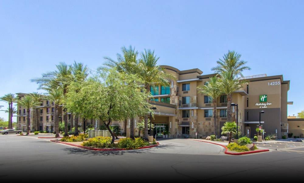 Holiday Inn & Suites SCOTTSDALE NORTH - AIRPARK by IHG 1