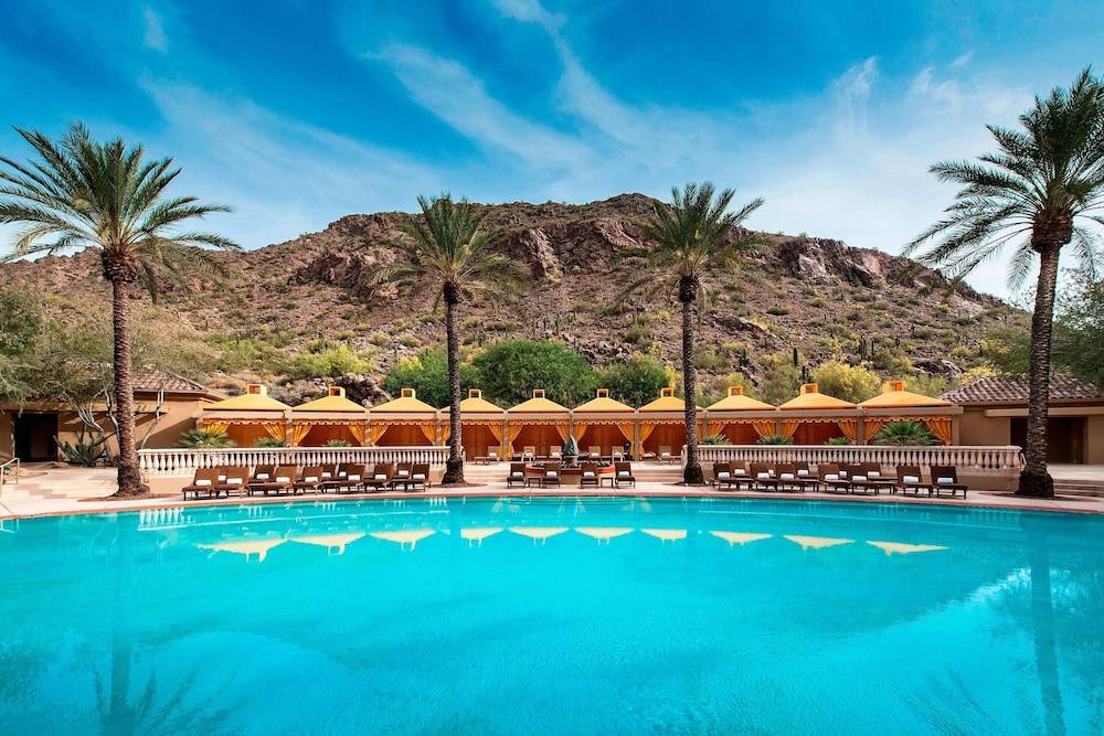 The Canyon Suites at The Phoenician, a Luxury Collection Resort, Scottsdale 1