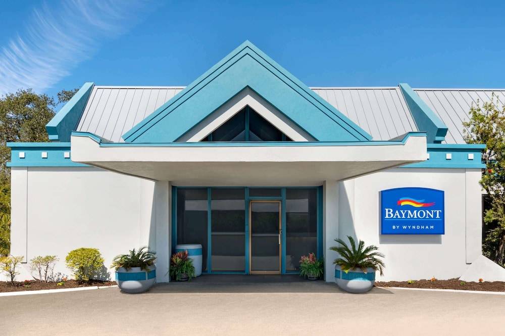 Baymont by Wyndham Intl Speedway/I-95/Daytona Beach 1