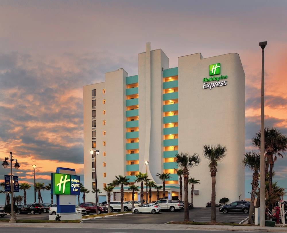 Holiday Inn Express & Suites OCEANFRONT DAYTONA BCH SHORES by IHG 1