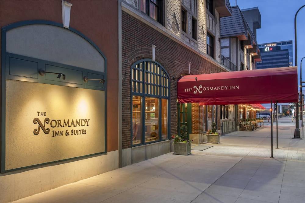 Best Western Plus The Normandy Inn & Suites 1
