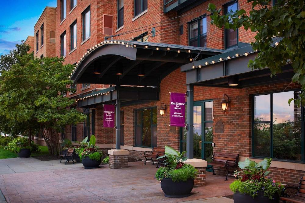 Residence Inn Minneapolis Downtown at The Depot 1
