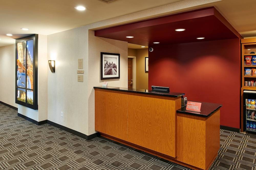 TownePlace Suites by Marriott Minneapolis Downtown/North Loop 2