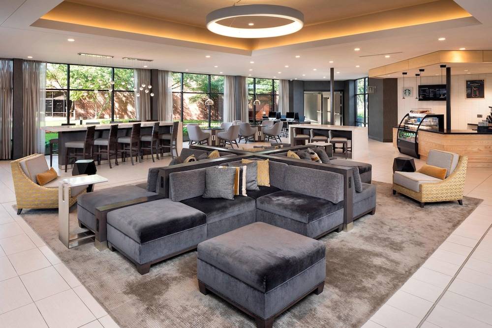 Delta Hotels by Marriott Minneapolis Northeast 1