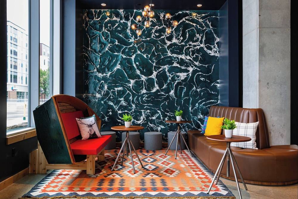 Moxy Minneapolis Downtown 2