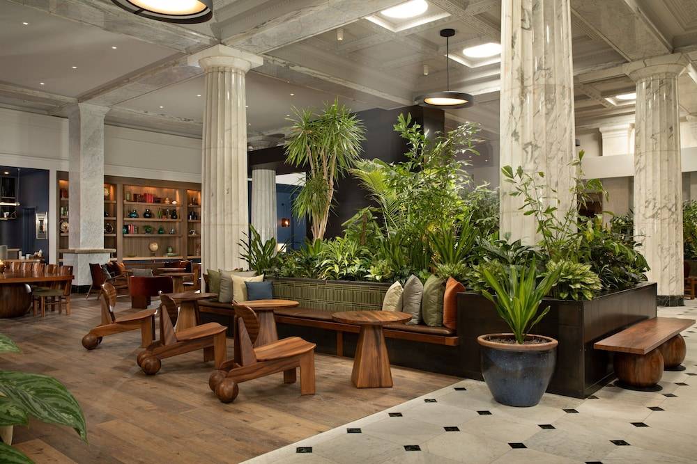 Emery Hotel, Autograph Collection 2