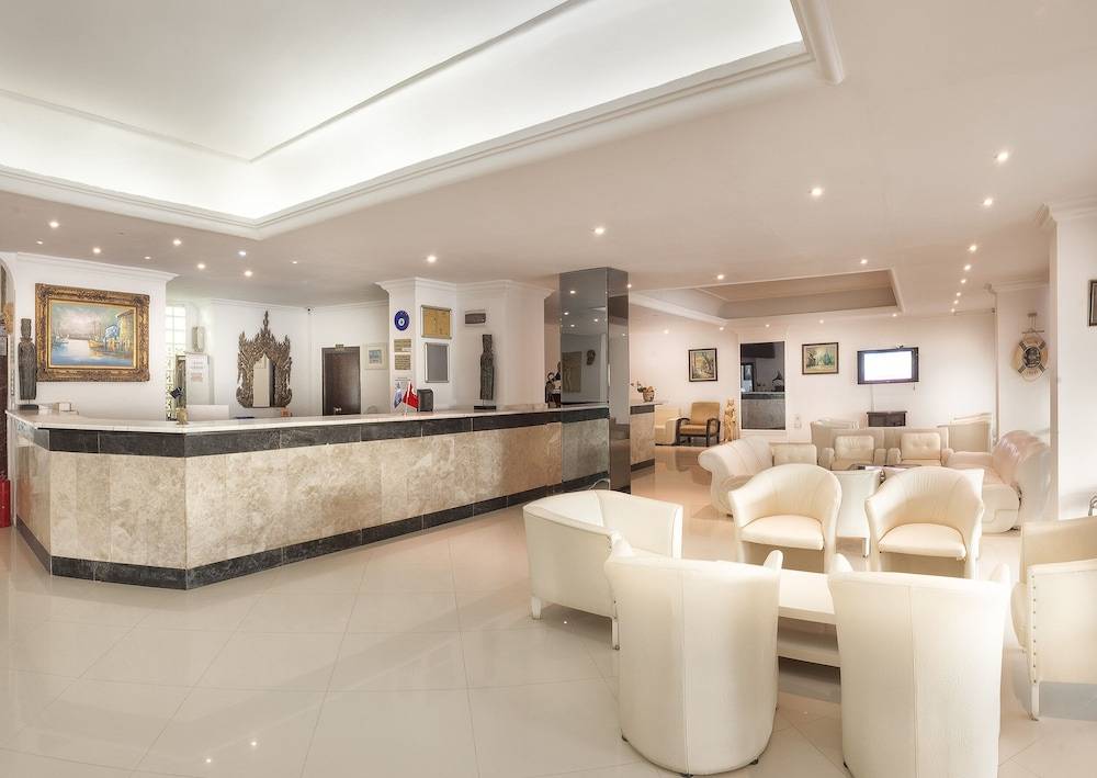 Temple Beach Hotel 1